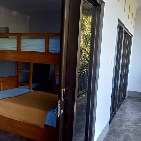 Merendeng Hostel Kuta Kuta  外观 照片