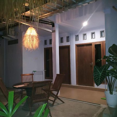 Merendeng Hostel Kuta Kuta  外观 照片