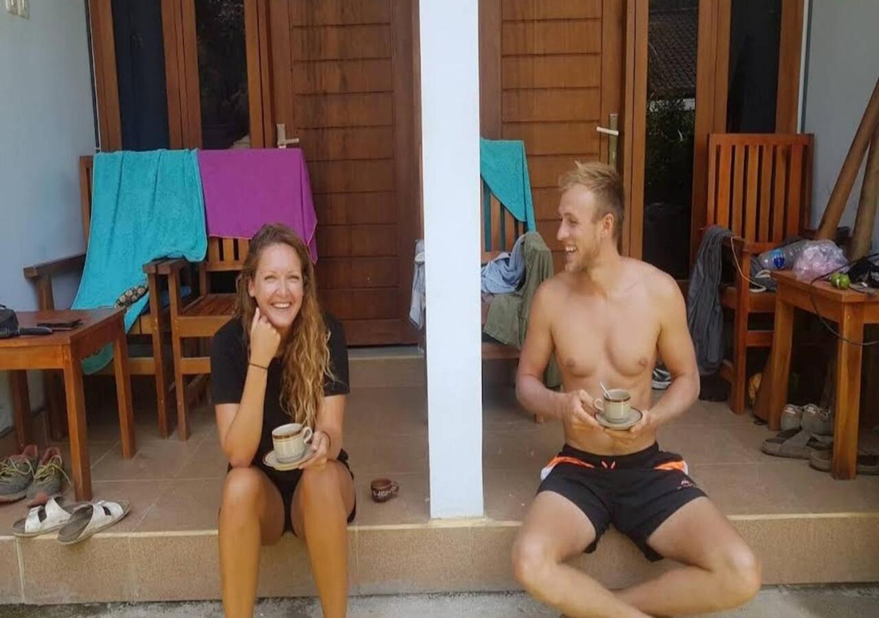 Merendeng Hostel Kuta Kuta  外观 照片