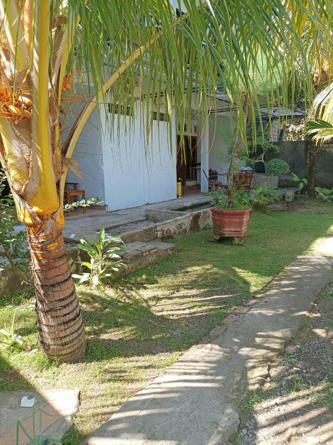 Merendeng Hostel Kuta Kuta  外观 照片
